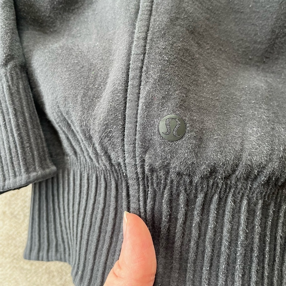 Lululemon NTS Jacket Black Release Date: 2/2017Style Number: W4AG6SOriginal Pric - Picture 6 of 6